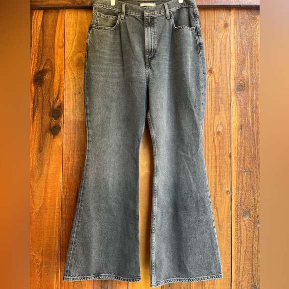 LEVI’S - 70'S HIGH RISE FLARE size 32 - Picture 1 of 4